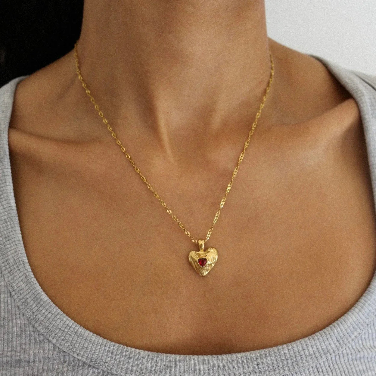 Bernadette – Collier Amour Raffiné