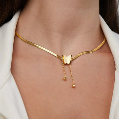 Bettina – Collier Papillon Élégant