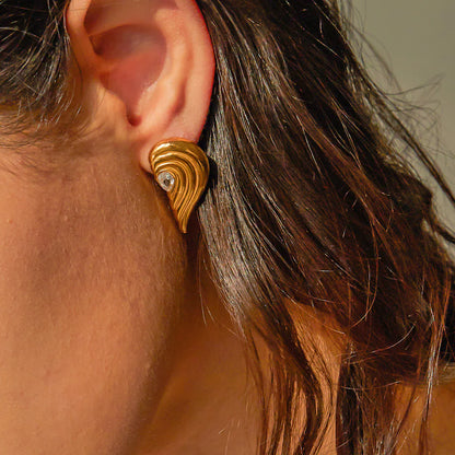 Brenda – Boucles d’Oreilles Cœur Élégantes