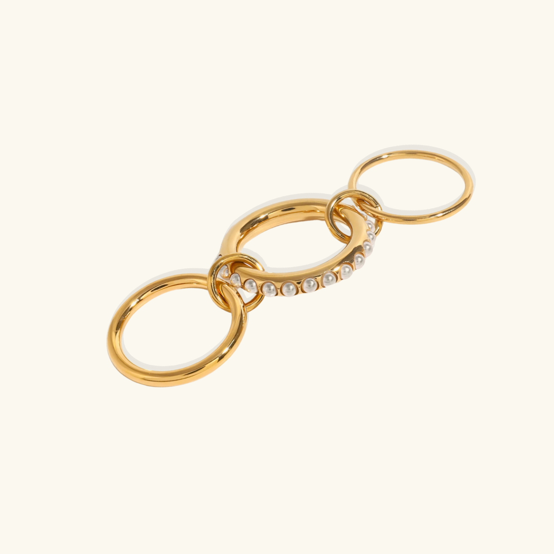 Briana – Bague Empilée à Perles Élégante