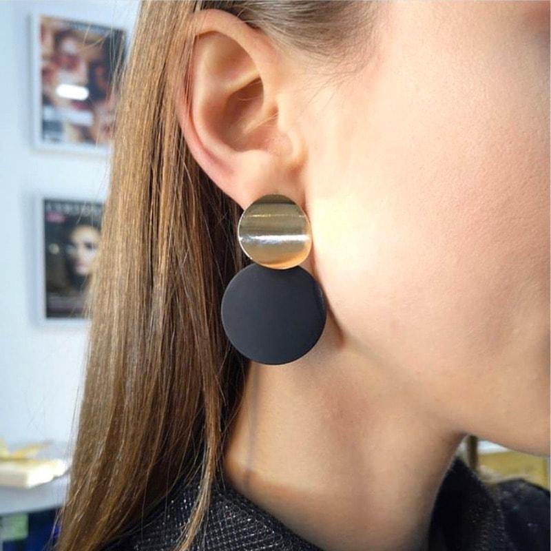 Alizee – Boucles d’Oreilles Cercle Géométrique Chic