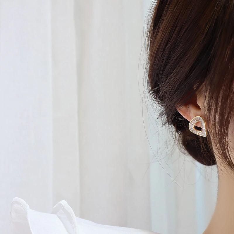 Veronique – Boucles d'Oreilles Cercle en Zircon Micro-incrusté