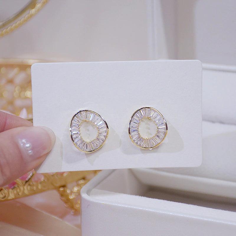 Veronique – Boucles d'Oreilles Cercle en Zircon Micro-incrusté
