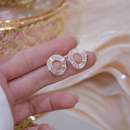 Veronique – Boucles d'Oreilles Cercle en Zircon Micro-incrusté