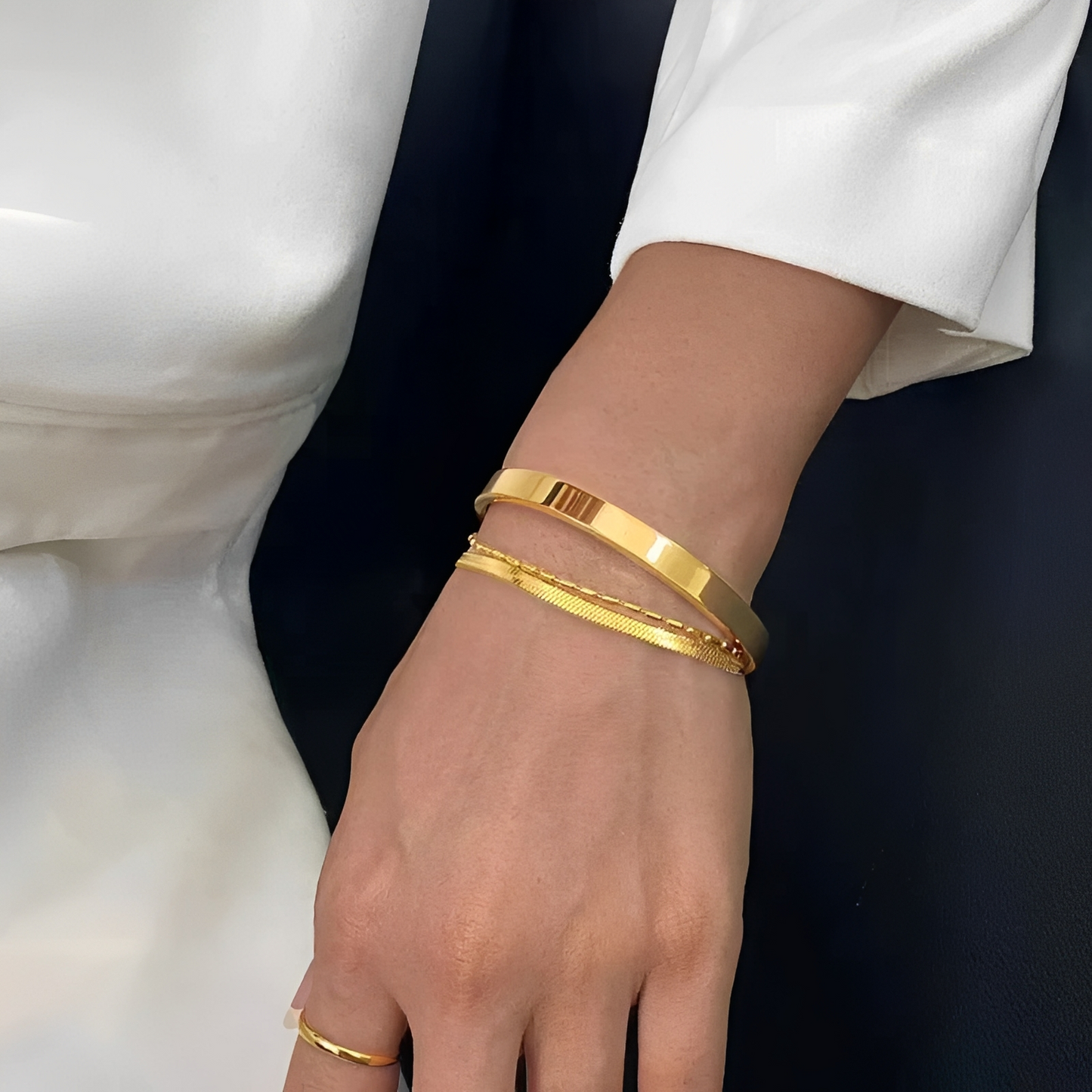 Cassie – Bracelet Jonc Manchette Élégant