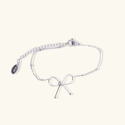 Faye – Bracelet Nœud Fin et Élégant