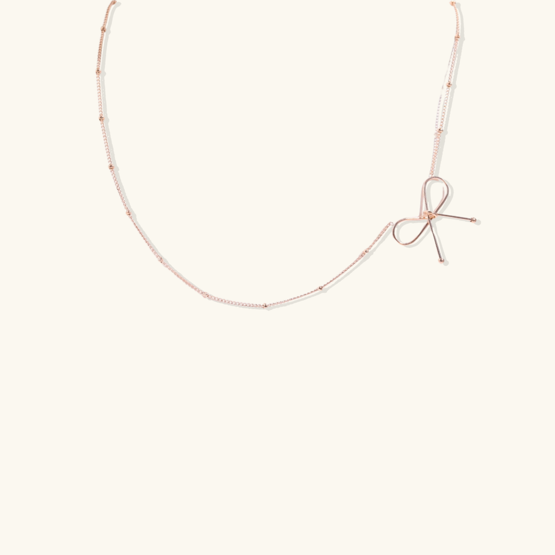 Fendi – Collier Nœud Fin et Délicat