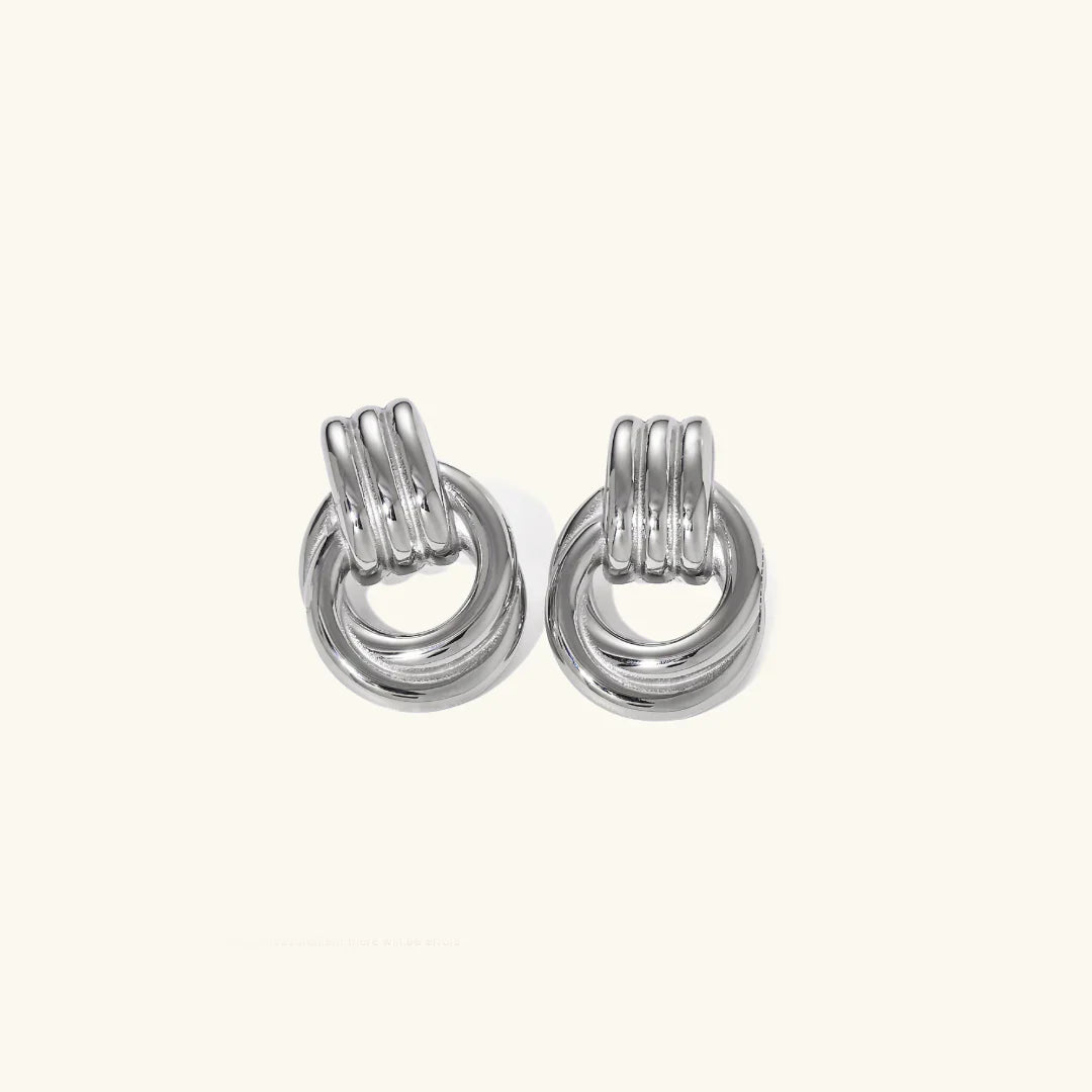 Nyra – Boucles d’Oreilles Géométriques Torsadées