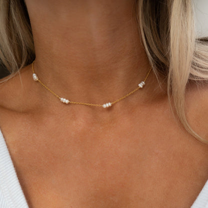 Emiko - Collier Élégant en Acier Titane