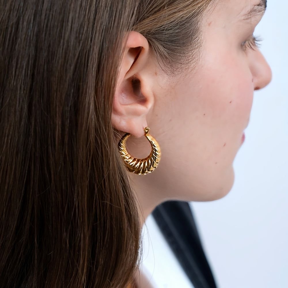 Zoe – Boucles d'Oreilles Créoles Épaisses Dorées