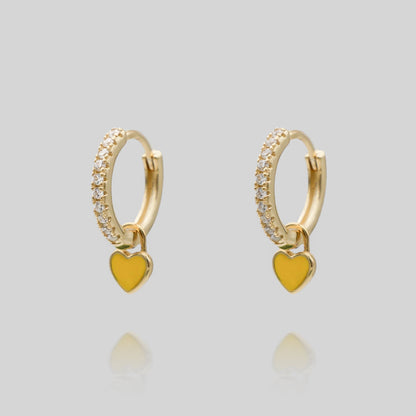 Gabby – Boucles d’Oreilles Huggies en Forme de Cœur