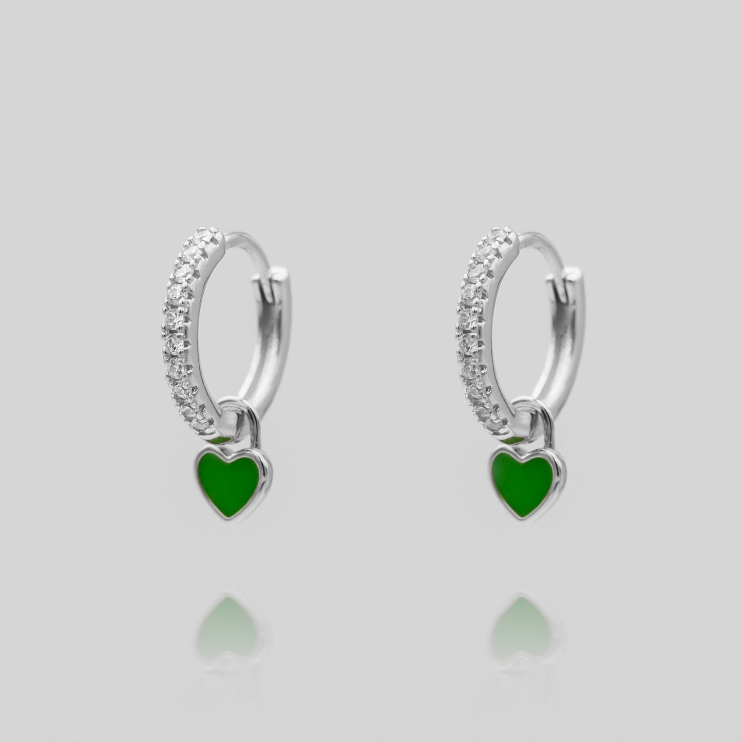 Gabby – Boucles d’Oreilles Huggies en Forme de Cœur