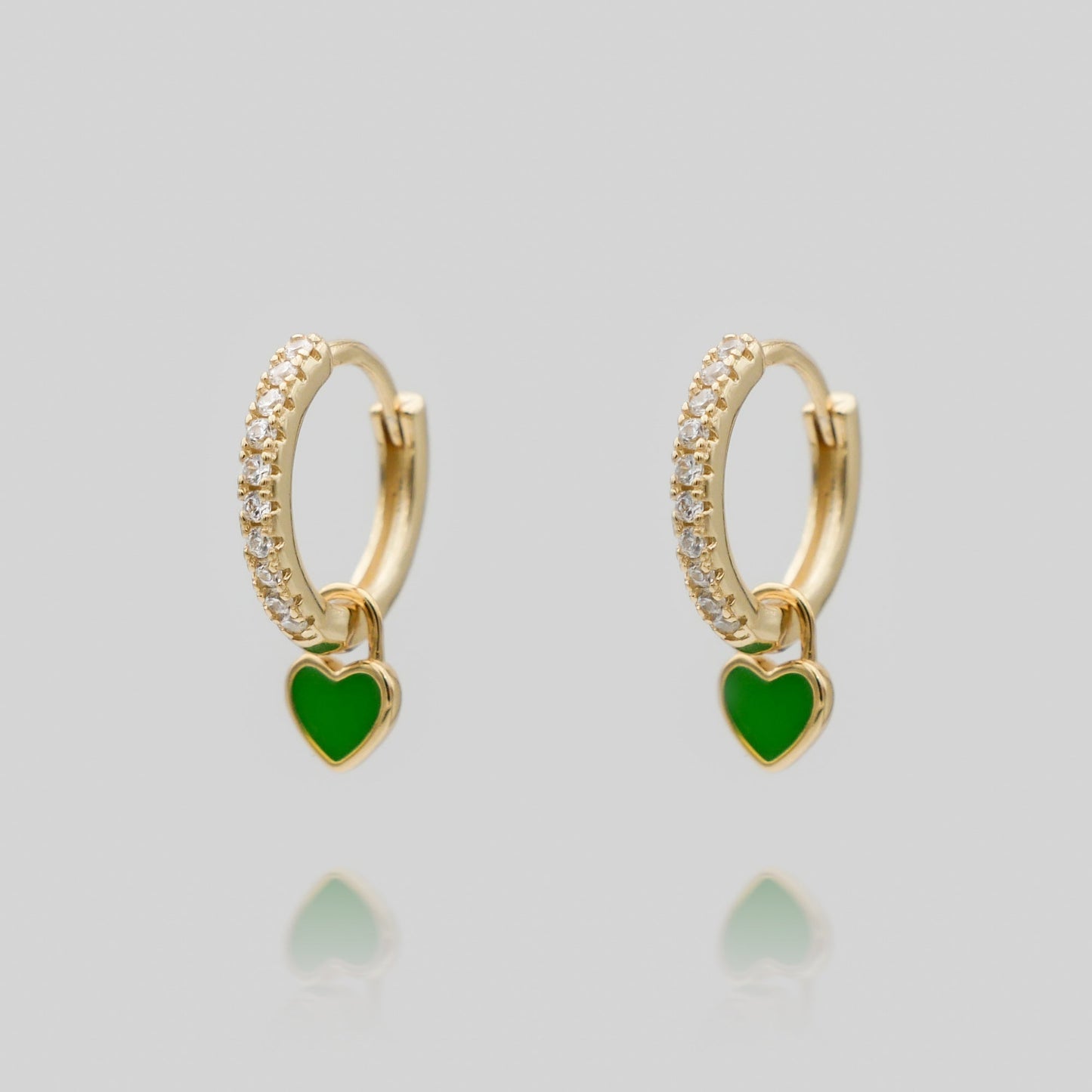 Gabby – Boucles d’Oreilles Huggies en Forme de Cœur