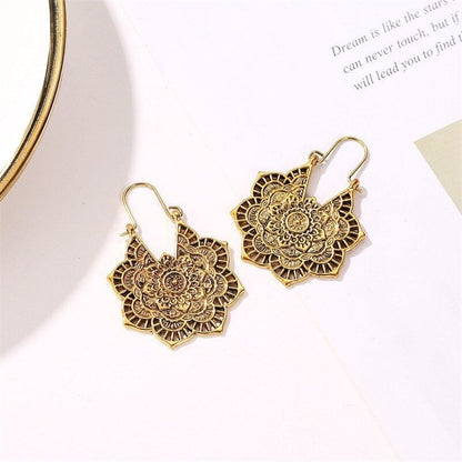 Lyana – Boucles d’Oreilles Mandala Lotus