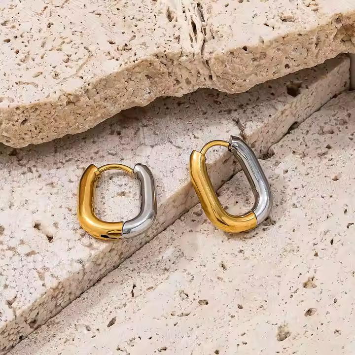 Thea – Boucles d'Oreilles Métalliques