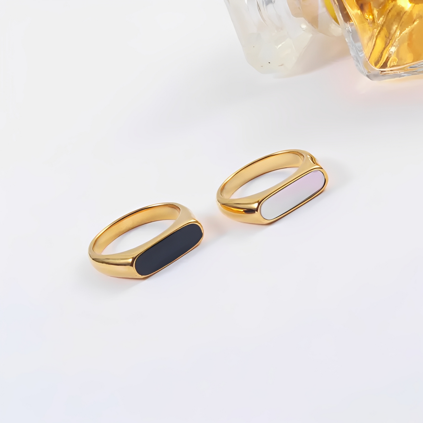 Lany – Bague Géométrique Vintage Nacre Blanche