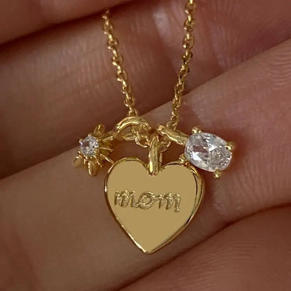 Maya – Collier MOM à Triple Pendentif Plaqué Or