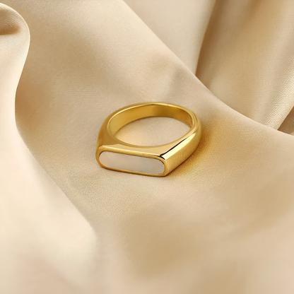 Lany – Bague Géométrique Vintage Nacre Blanche