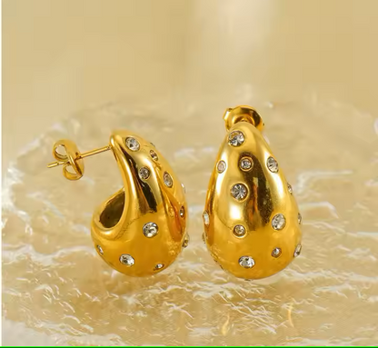 Zivia – Boucles d’Oreilles Puces Élégantes Femme