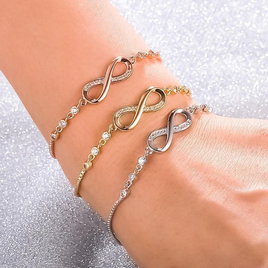 Megan – Bracelet Infini Ajustable en Argent