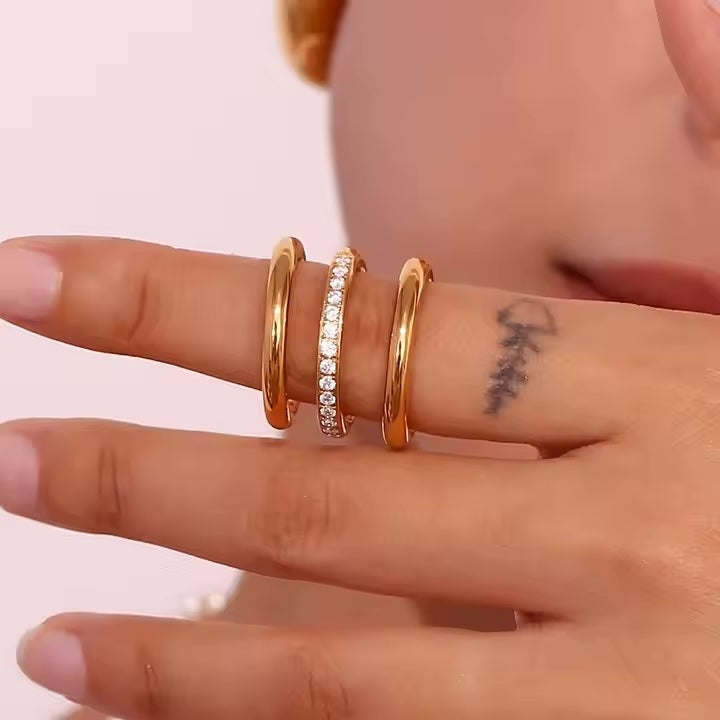 Camille – Set bracelet, bague et anneau plaqué or avec zircons
