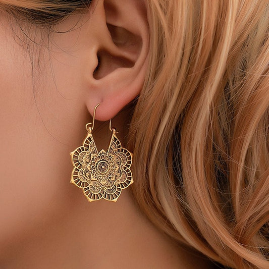 Lyana – Boucles d’Oreilles Mandala Lotus