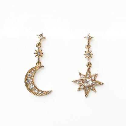 Estella – Boucles d'oreilles Mismatched Lune et Étoile
