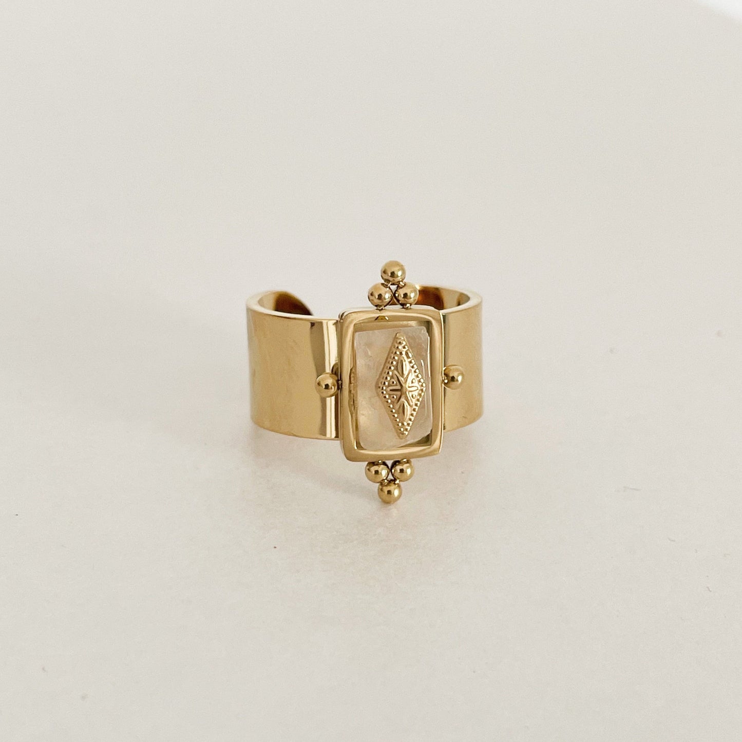 Danni – Bague Chic en Or Plaqué avec Cristal Unique