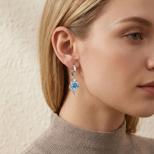 Noelle – Boucles d'Oreilles Florales en et Cubic Zirconia