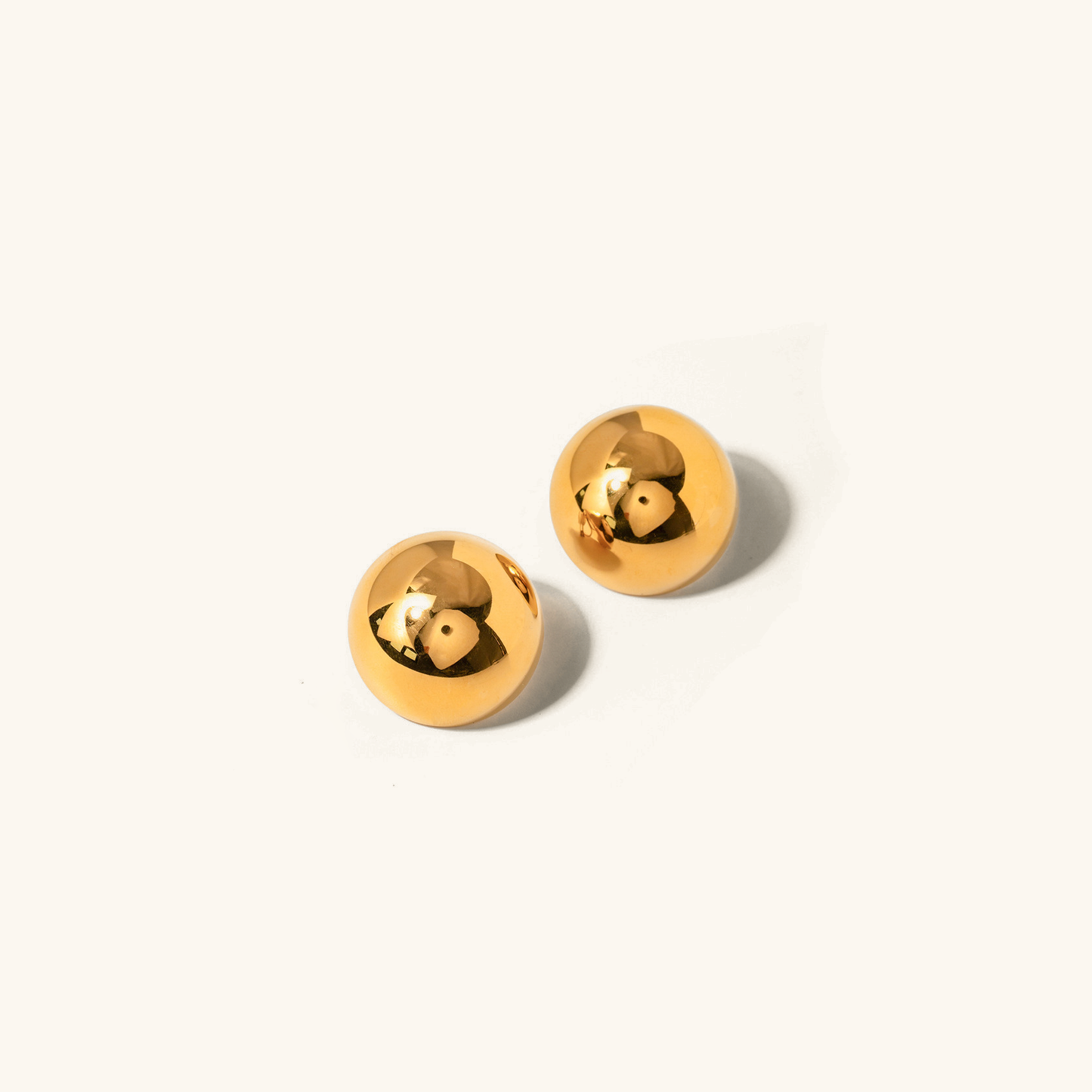 Maelis – Boucles d’Oreilles Sphère Glam