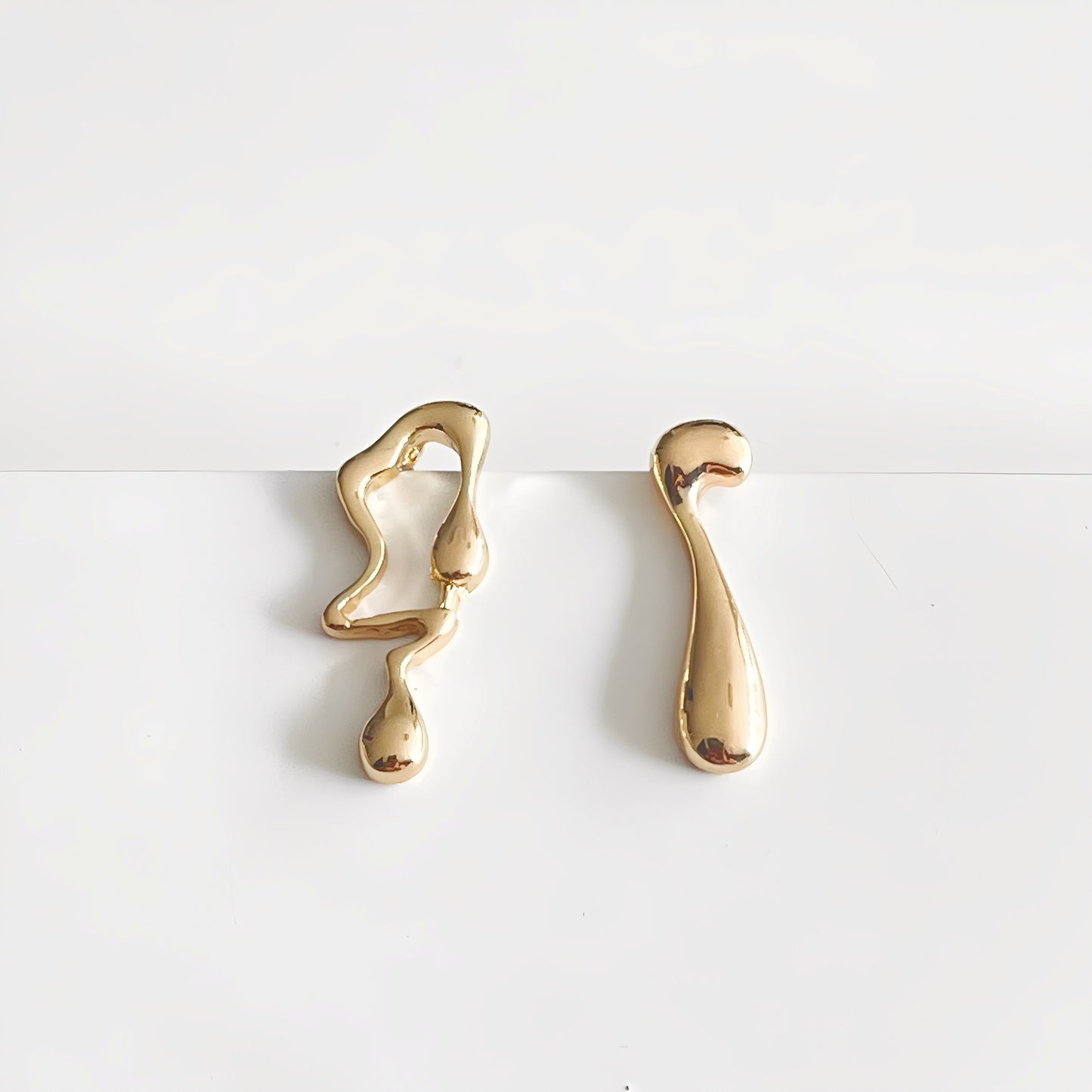 Wilma – Boucles d'oreilles Abstraites Mismatched