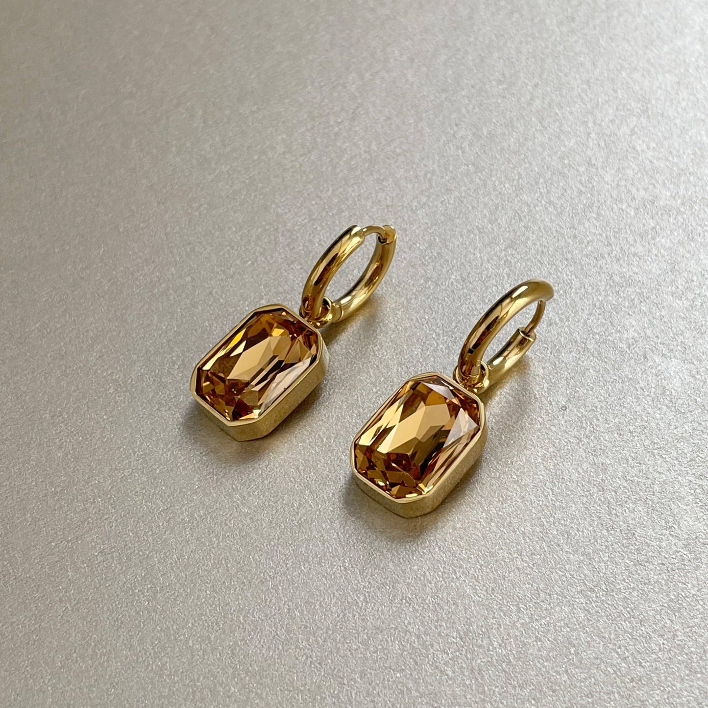 Neri – Boucles d'oreilles Plaquées Or avec Bijou Ambre