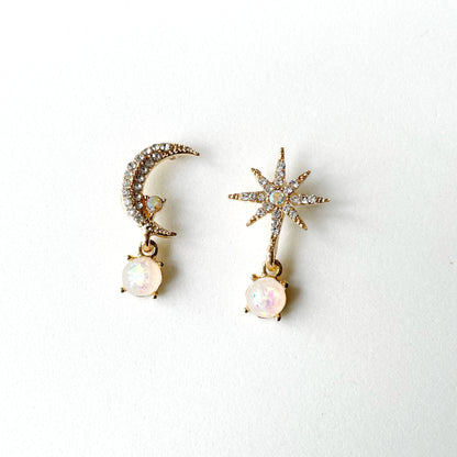 Stella – Boucles d'oreilles asymétriques en opale