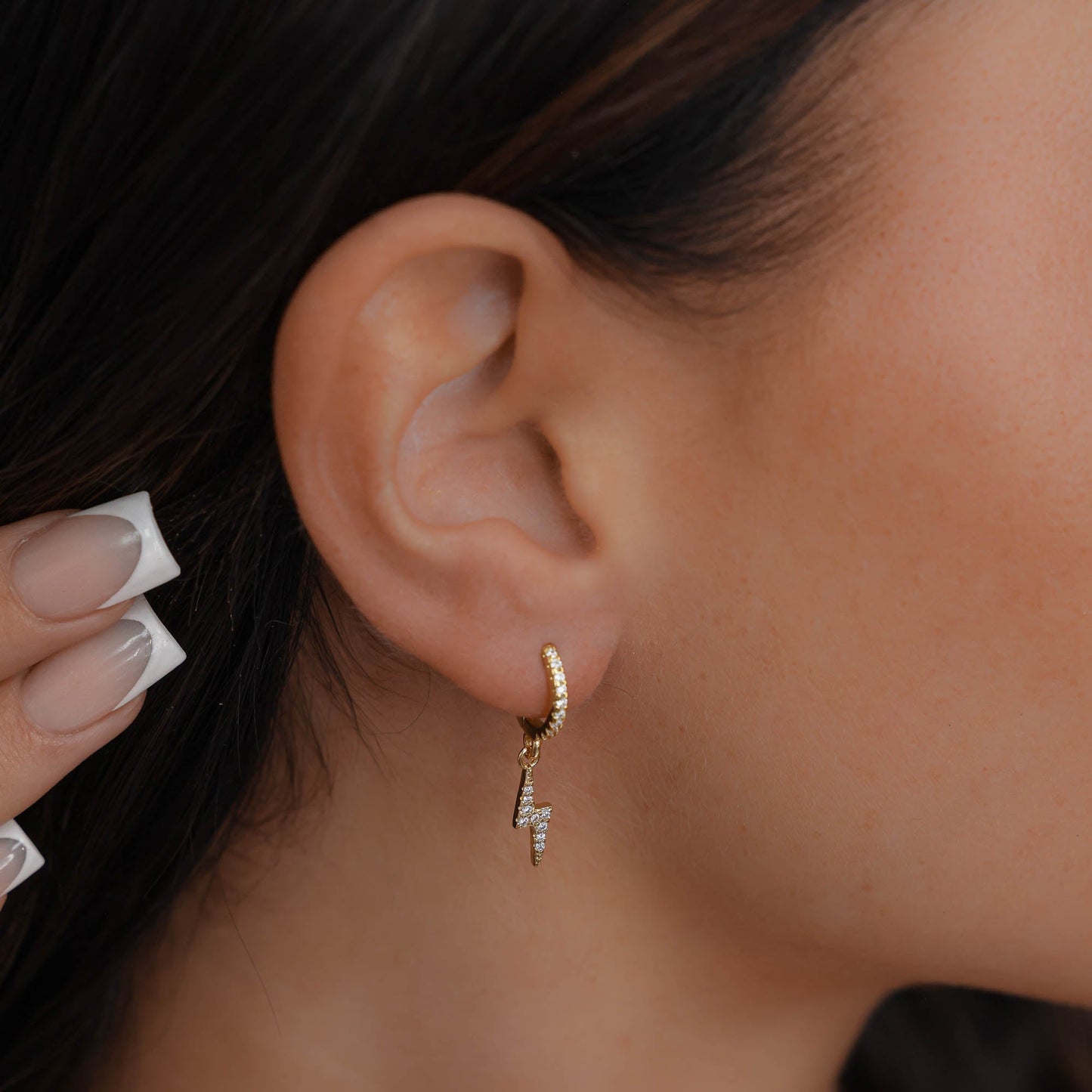 Erika – Boucles d’Oreilles Éclair Tendance
