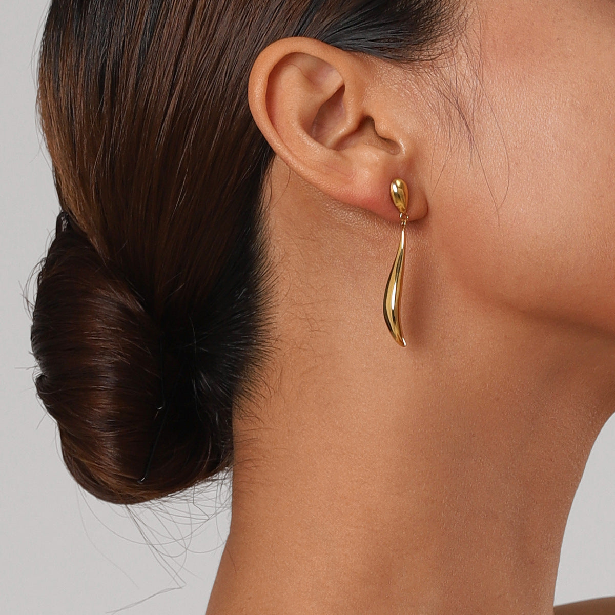 Leilla – Boucles d’Oreilles Goutte Or Liquide