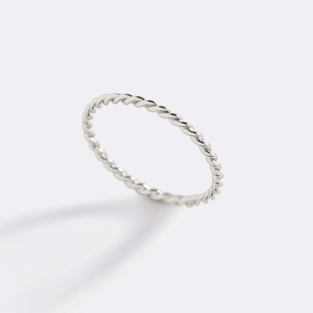 Manon – Bague Empilable Tressée