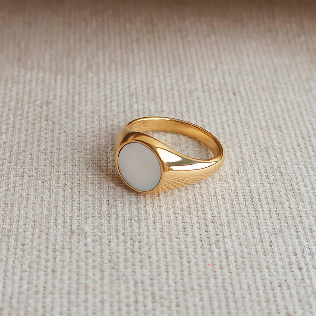 Daphne – Bague en Or avec Nacre