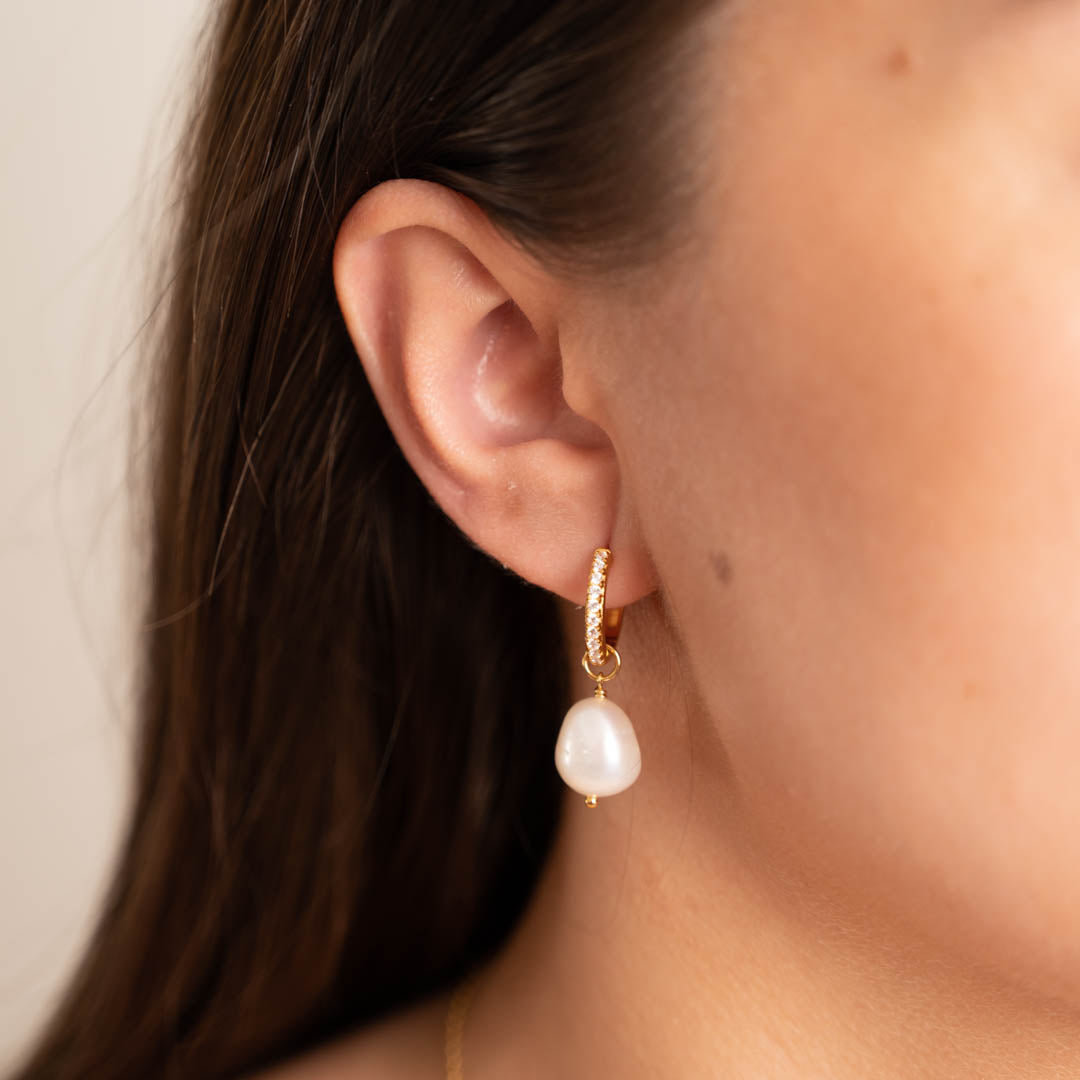 Wella - Créoles Dorées avec Perles et Zirconium