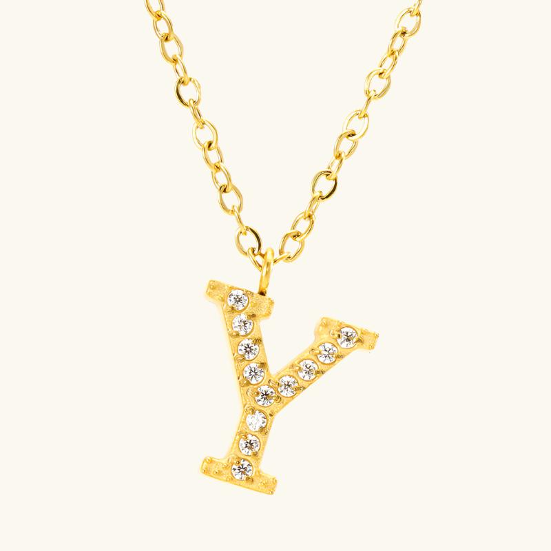 Flora – Collier Lettre Fin et Élégant