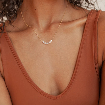 Elle – Collier Perle Élégant
