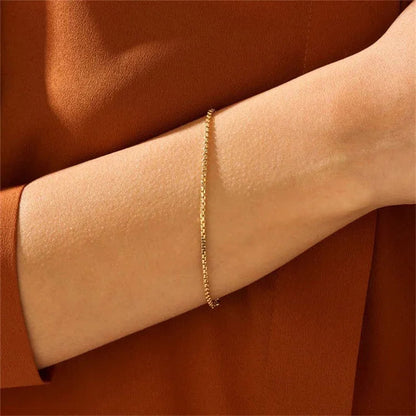 Sayane – Bracelet Chaîne Dorée Chic
