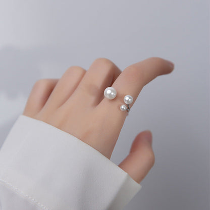 Amandine – Bague Ajustable à Trois Perles d’Eau Douce
