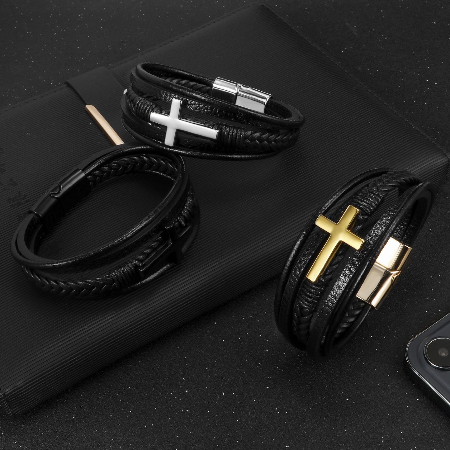 Alex – Bracelet Croix Tendance
