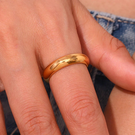 Yorina – Bague Dorée Moderne