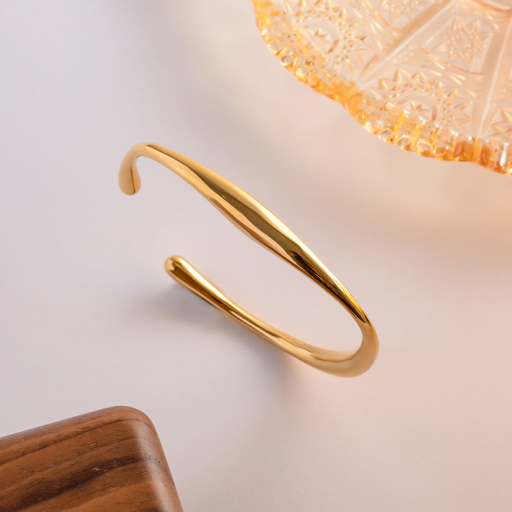 Tiffany – Bracelet Jonc Doré Élégant