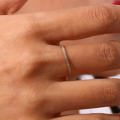 Zarra – Bague Pavée en Or Éclatante