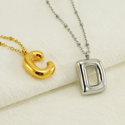 Lina – Collier Lettre Ballon Doré