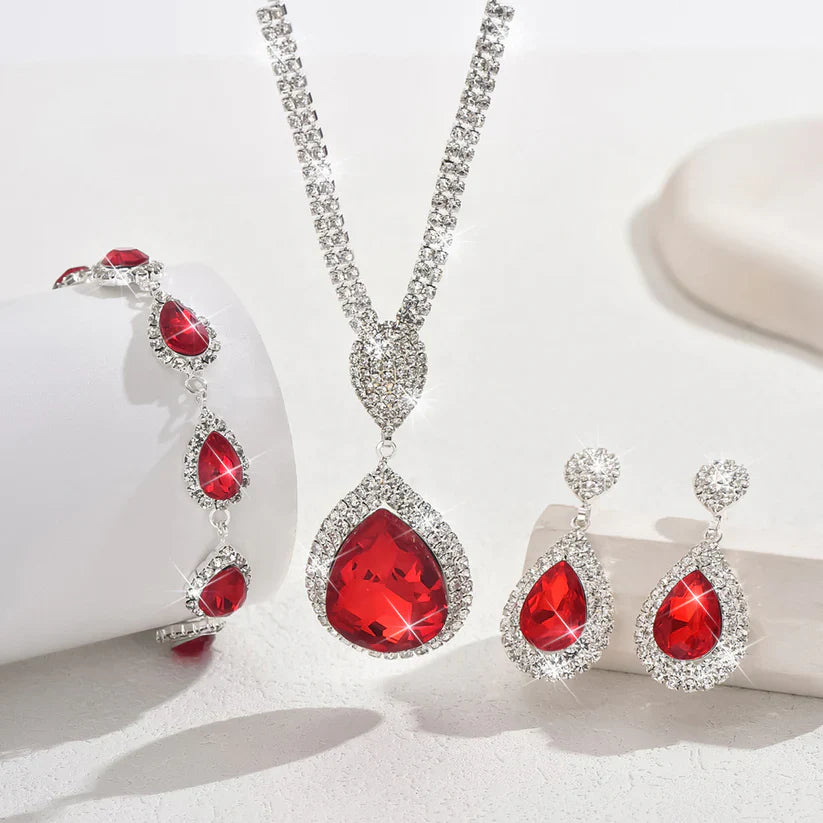 Thalira – Parure de Bijoux Dorée Bloodwynne