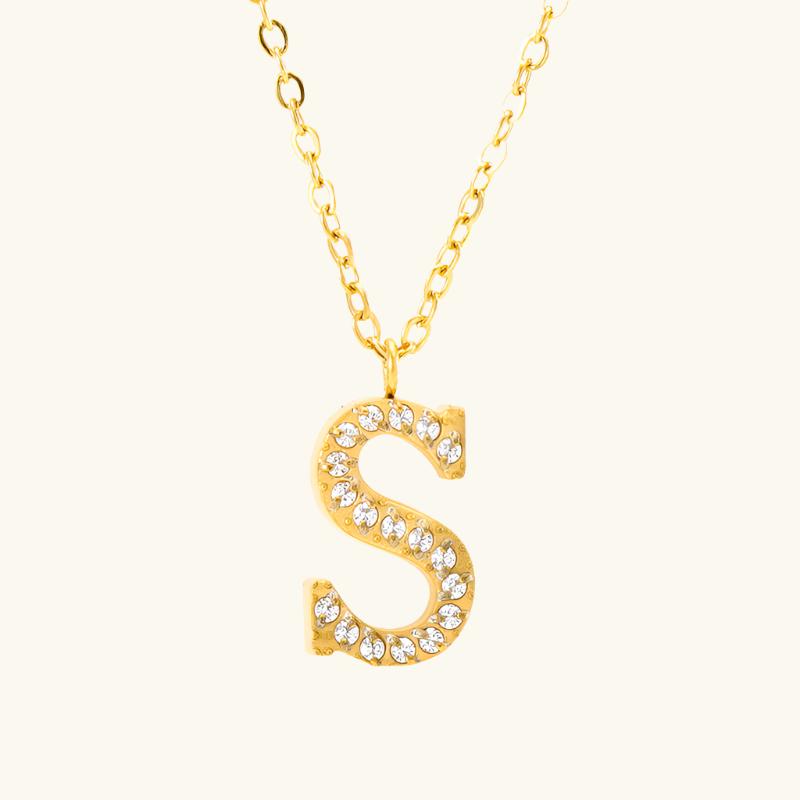 Flora – Collier Lettre Fin et Élégant
