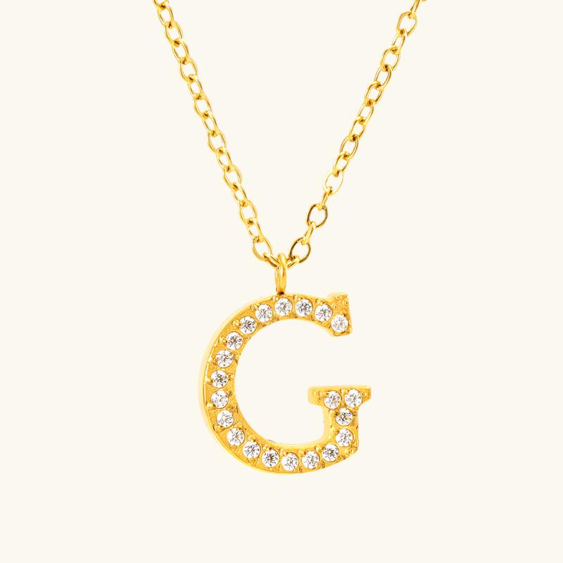 Flora – Collier Lettre Fin et Élégant